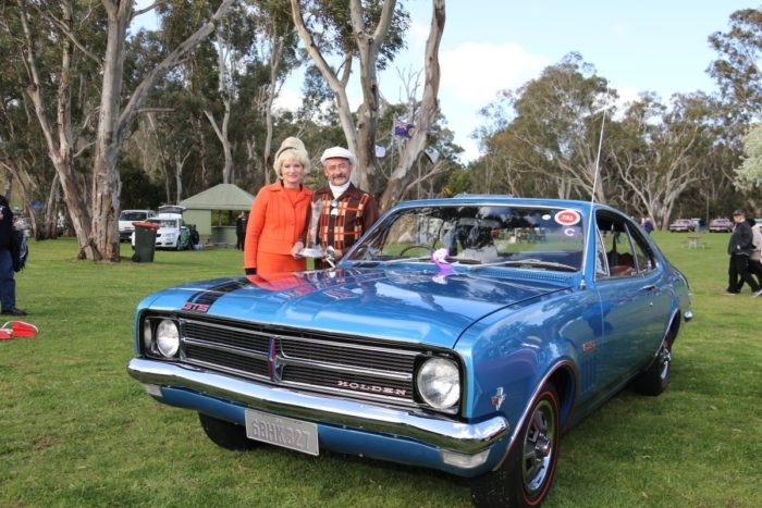 Concours-Winner-with-vehicle-700x467.jpg
