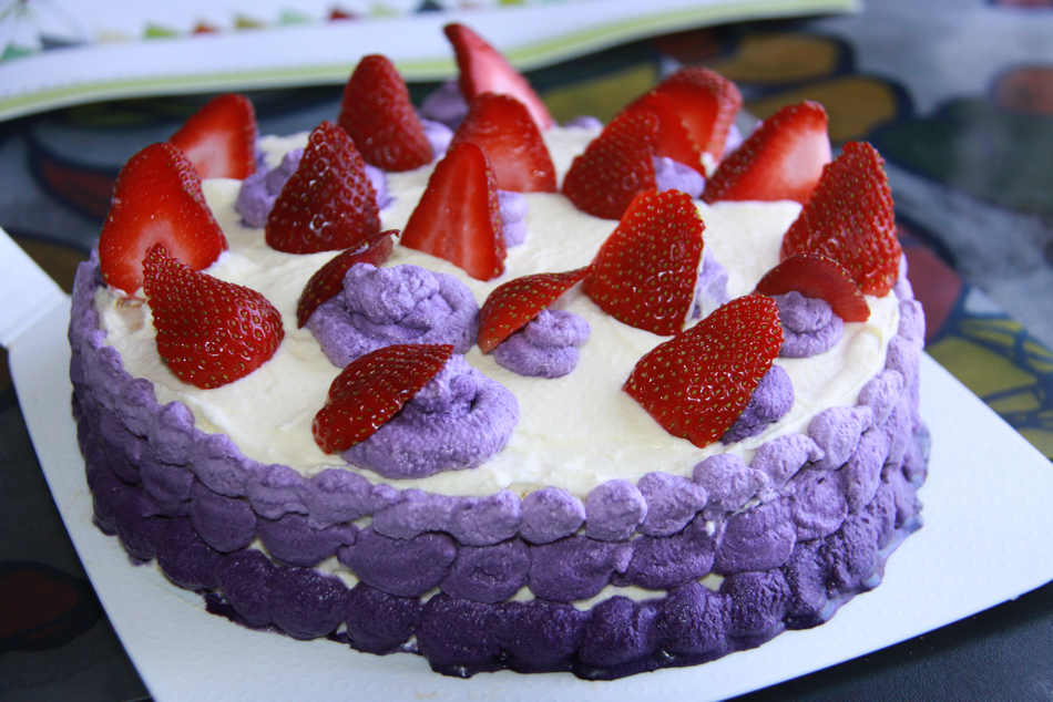 ����ɫ����