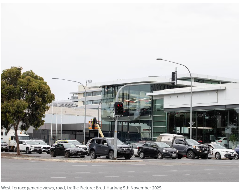 ����West Tce�����޸ߴ���ſ����ƶ�סլ����������ת�ͣ�-2.jpg