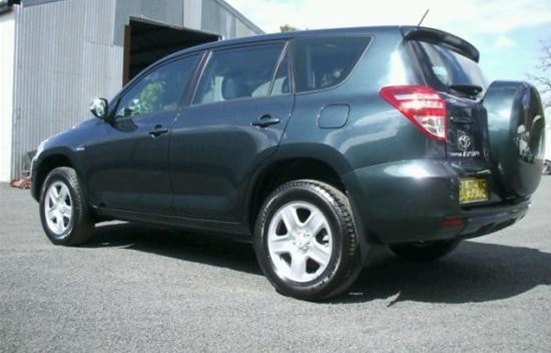 2009 RAV4.png